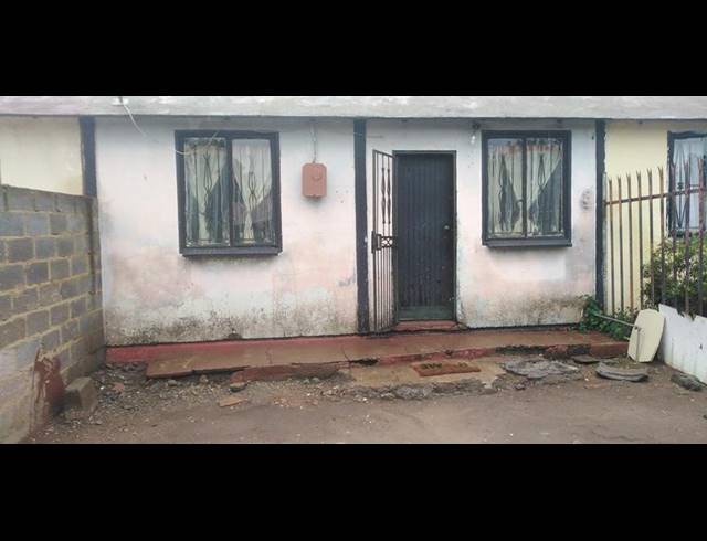 1 BEDROOM HOUSE FOR SALE IN JABAVU
